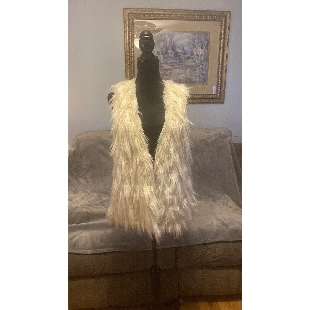 GRACE ELEMENTS Faux Fur VEST Womens Sz M Cream And Beige Blend Casual Work Party - Picture 2 of 16